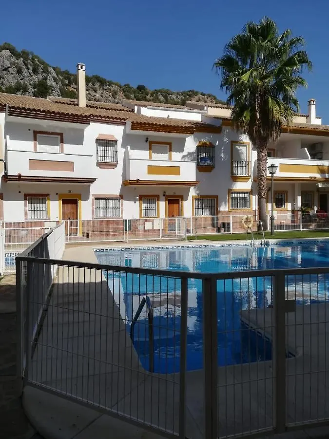 Casa Lucia Y Clara Benaojan Villa 0*,